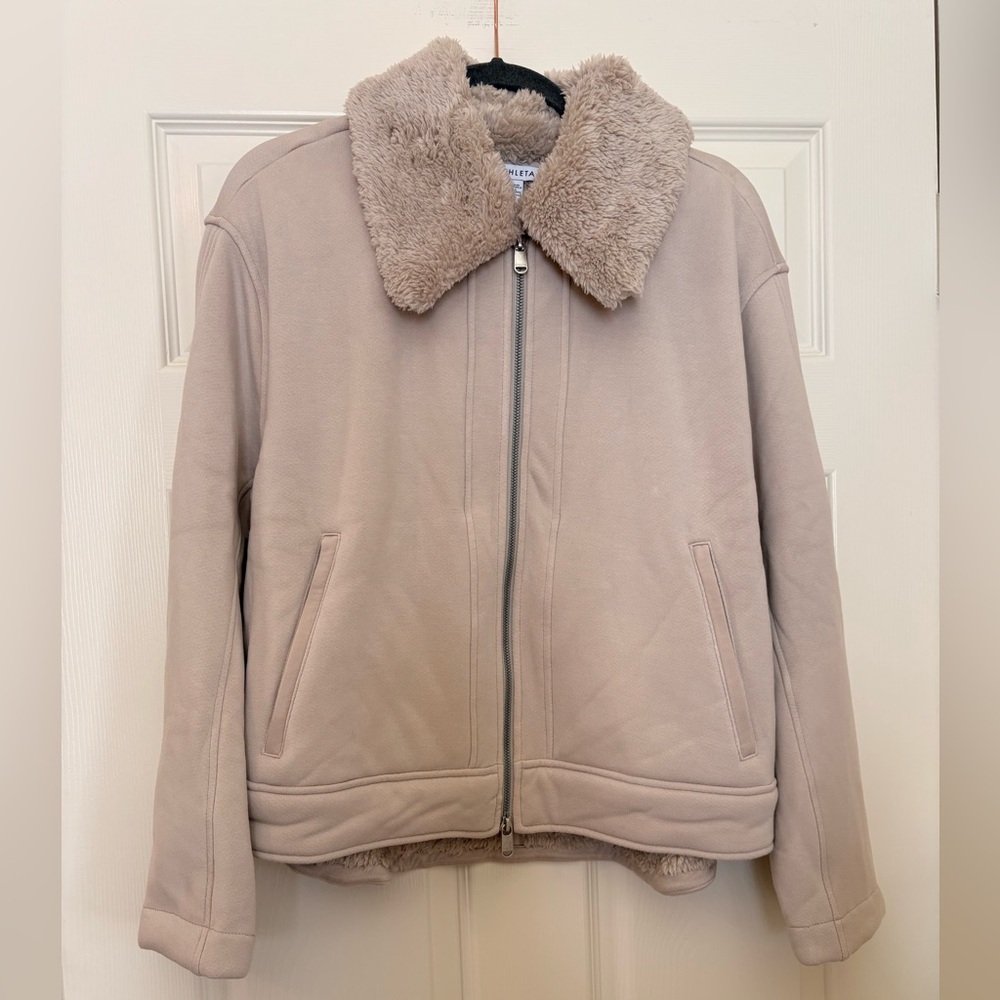 NEW! Athleta Cream Tan Westbound Sherpa Jacket